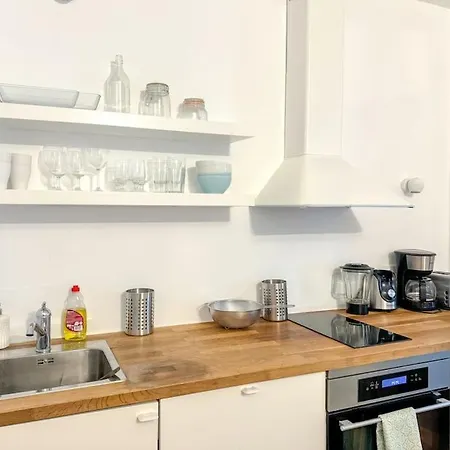 Mouros Apartment